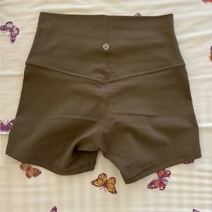 lululemon align high rise shorts 4"